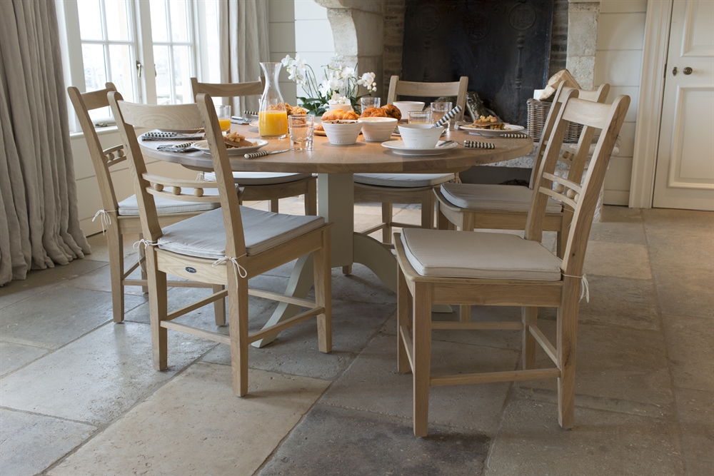 Dining Tables Malone Smyth, Round Oak Dining Table Northern Ireland